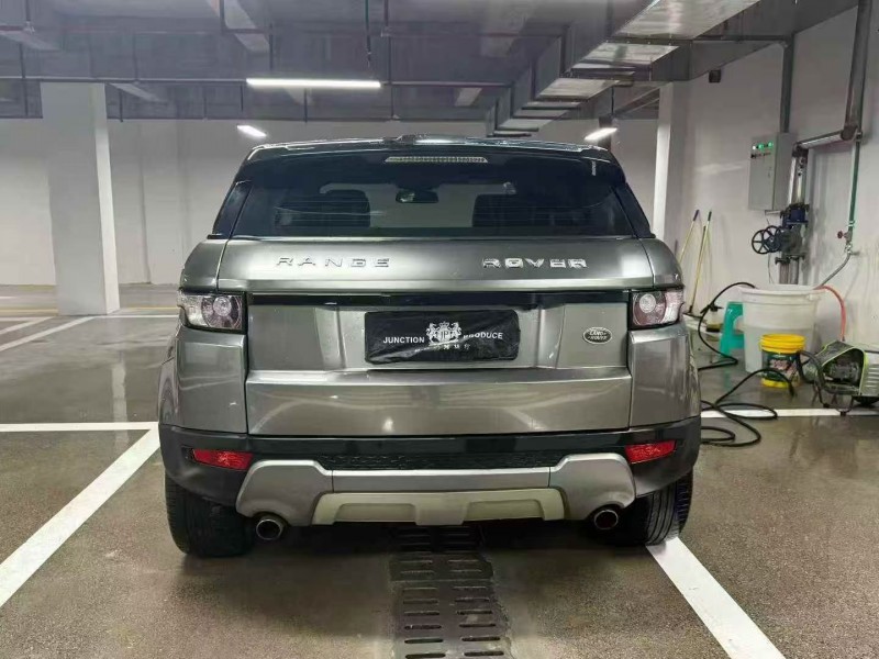 14年六盘水路虎揽胜极光