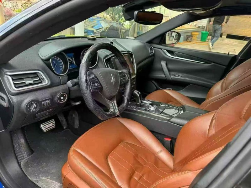 17年安顺玛莎拉蒂Ghibli