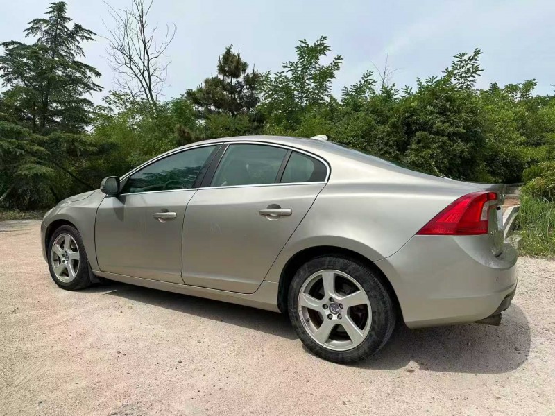 12年深圳沃尔沃S60L