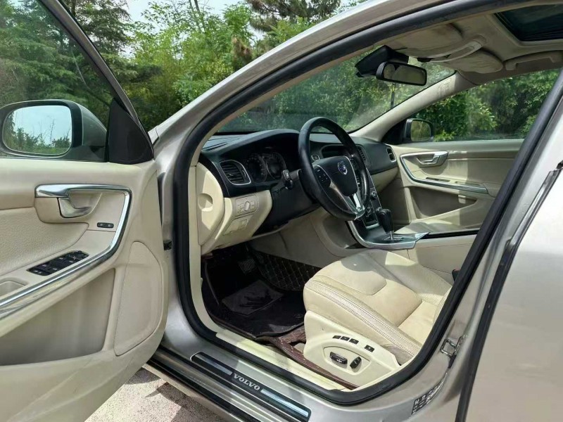 12年深圳沃尔沃S60L