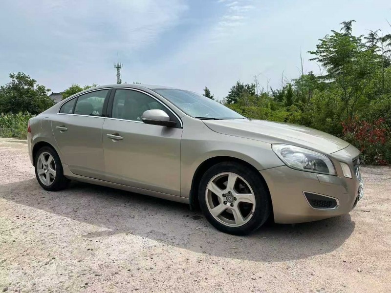 12年深圳沃尔沃S60L