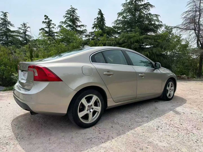 12年深圳沃尔沃S60L