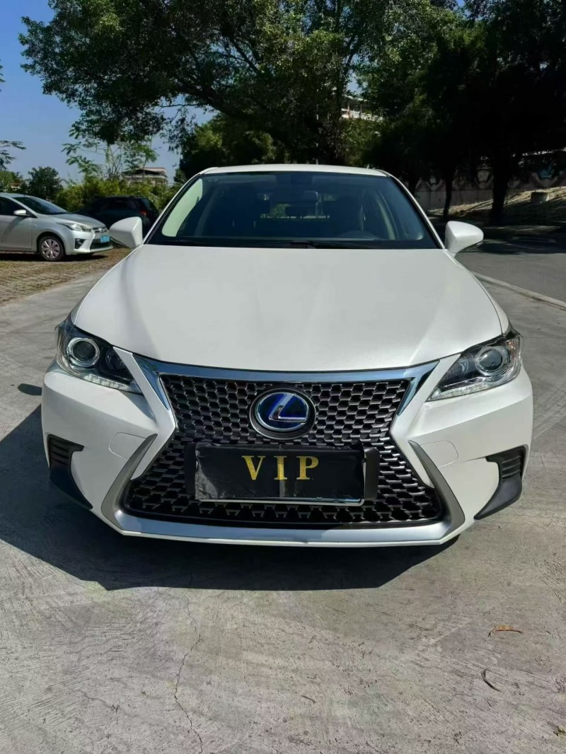 21年韶关雷克萨斯CT