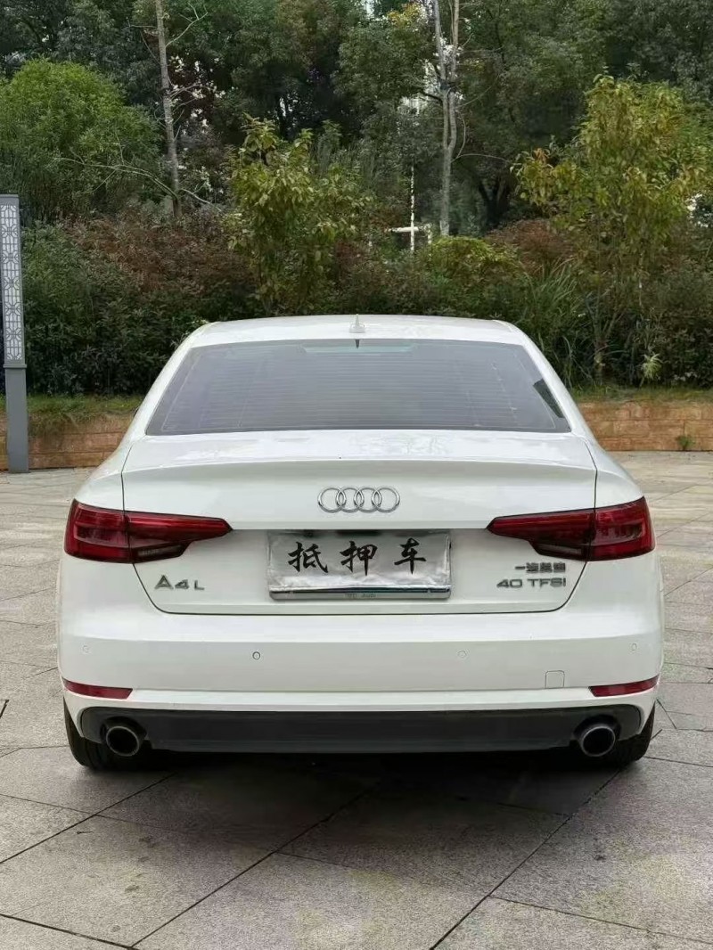 17年宜春奥迪A4L