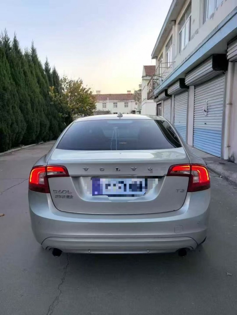 18年烟台沃尔沃S60L