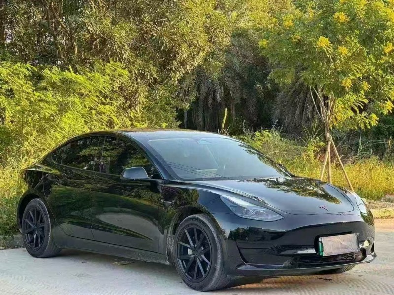 23年汕头特斯拉MODEL 3