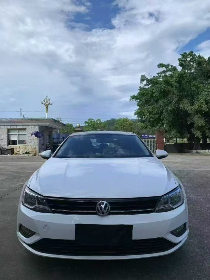 15年厦门大众凌渡