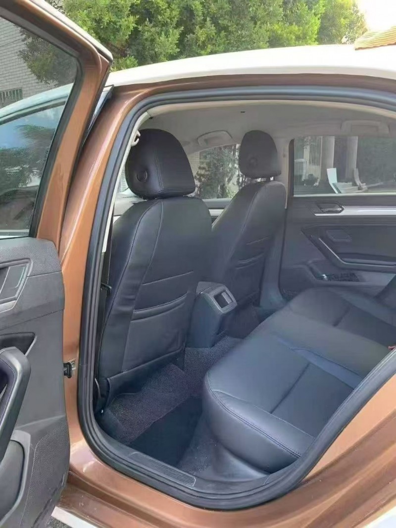 15年厦门大众凌渡