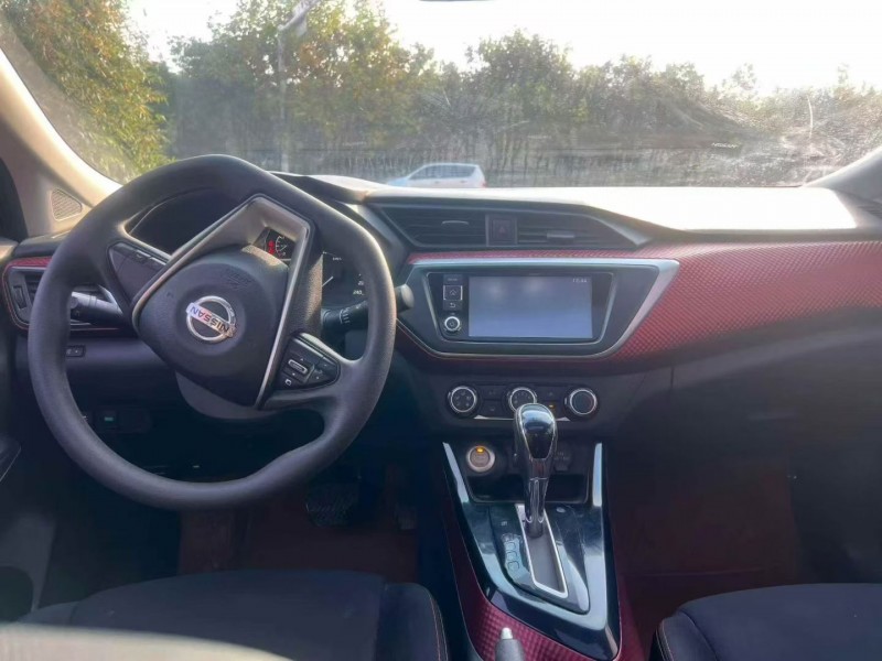 18年东营日产蓝鸟