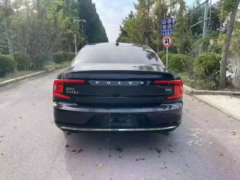 23年潍坊沃尔沃S90