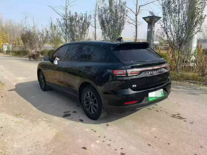 24年东营零跑汽车C11