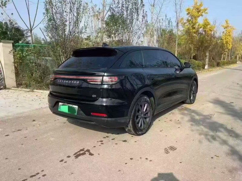 24年东营零跑汽车C11