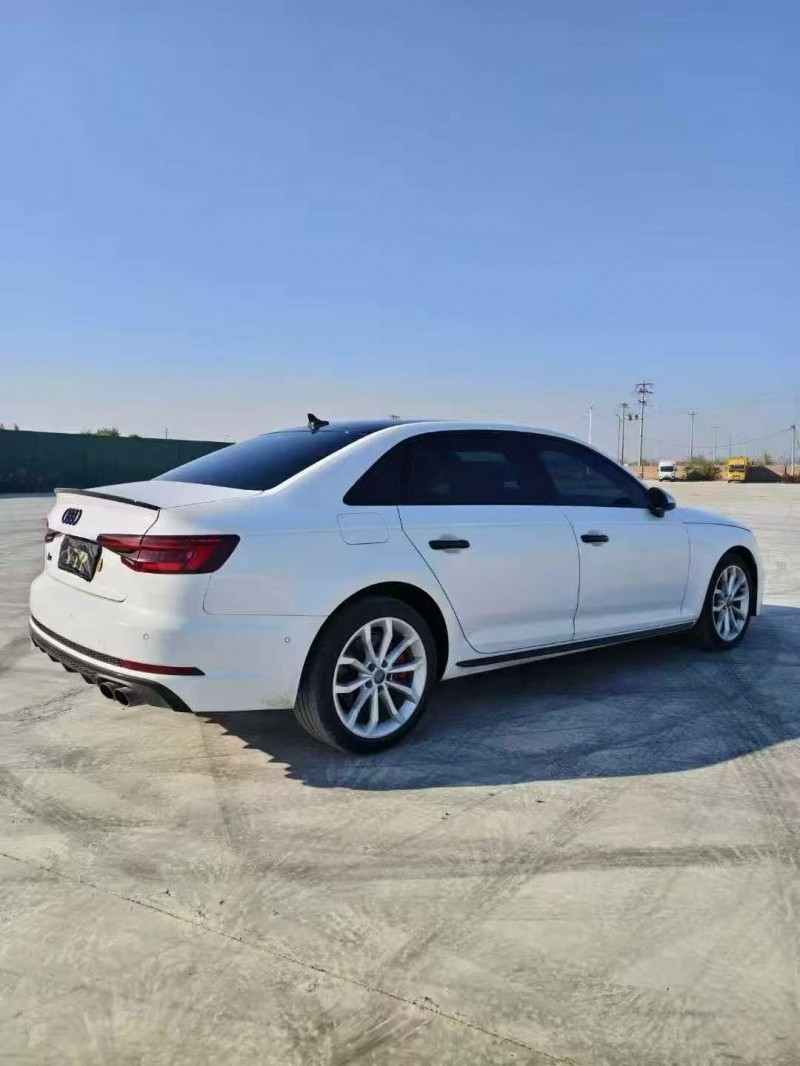 20年邢台奥迪A4L