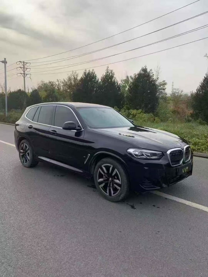 24年邯郸宝马IX3