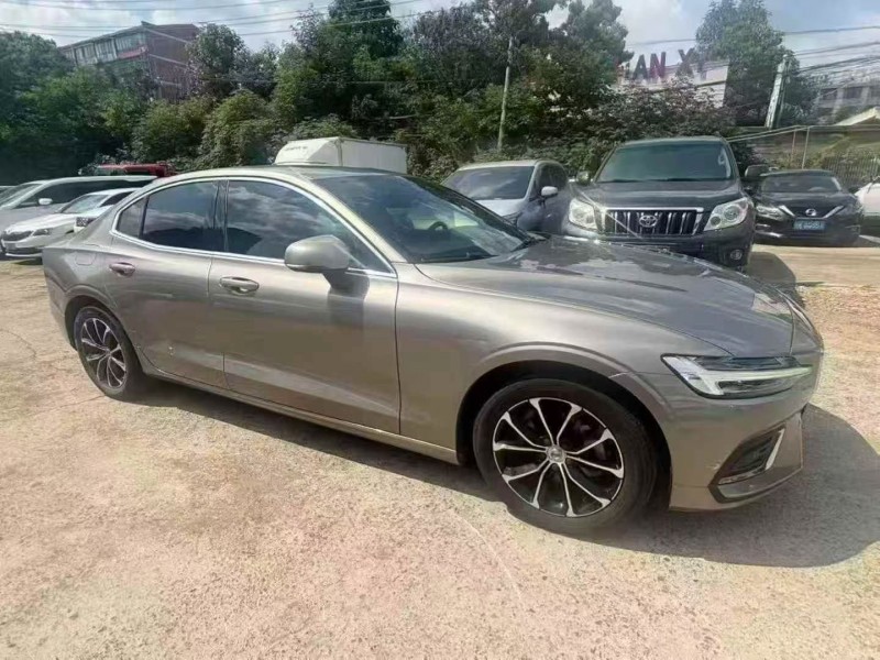 22年邵阳沃尔沃S60L