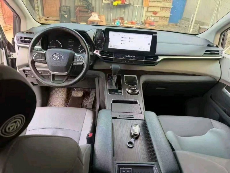 24年济宁丰田格瑞维亚