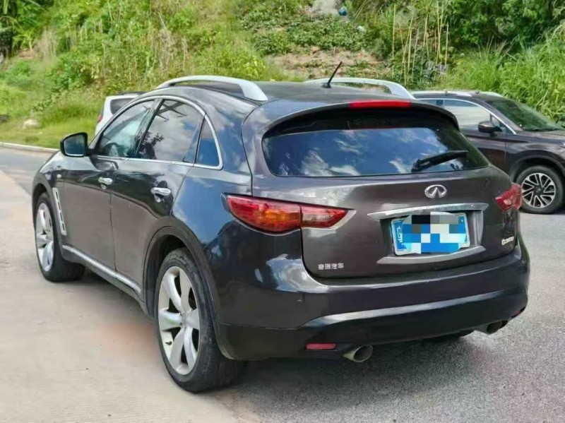 09年莆田英菲尼迪FX35