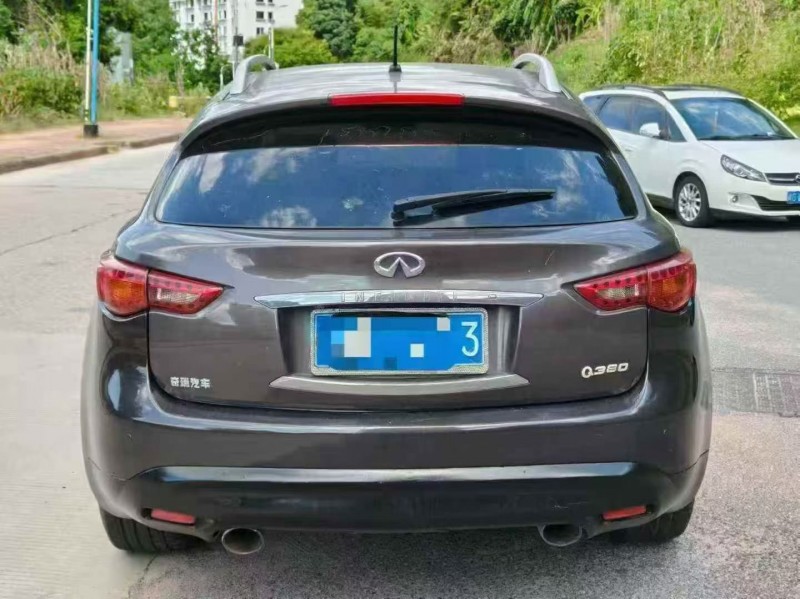 09年莆田英菲尼迪FX35