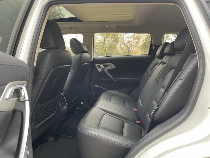 19年济宁吉利博越