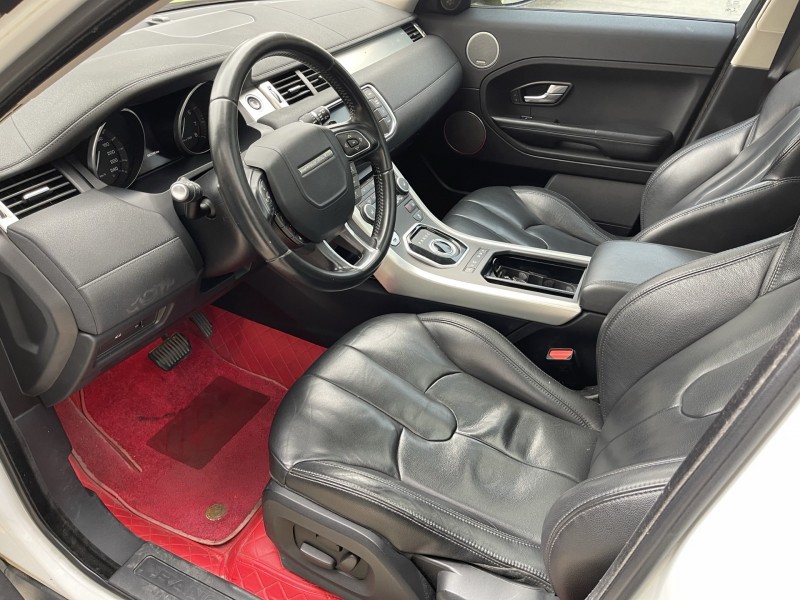 15年济宁路虎揽胜极光