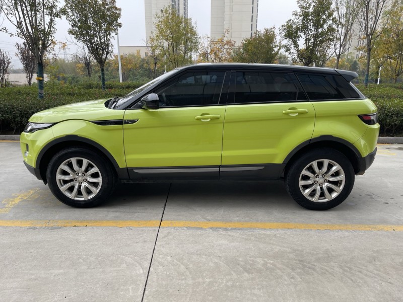 15年济宁路虎揽胜极光