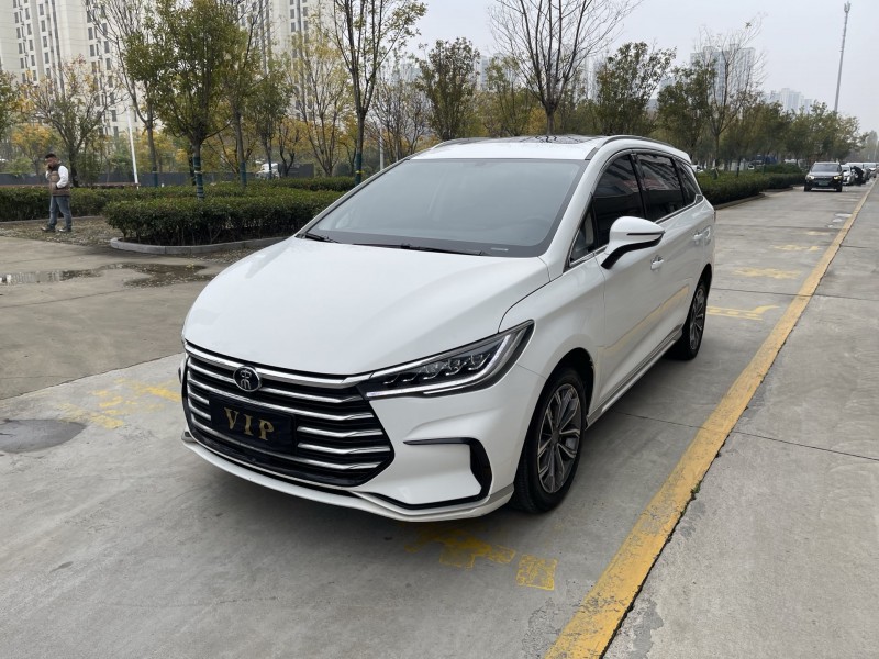 21年济宁比亚迪宋MAX