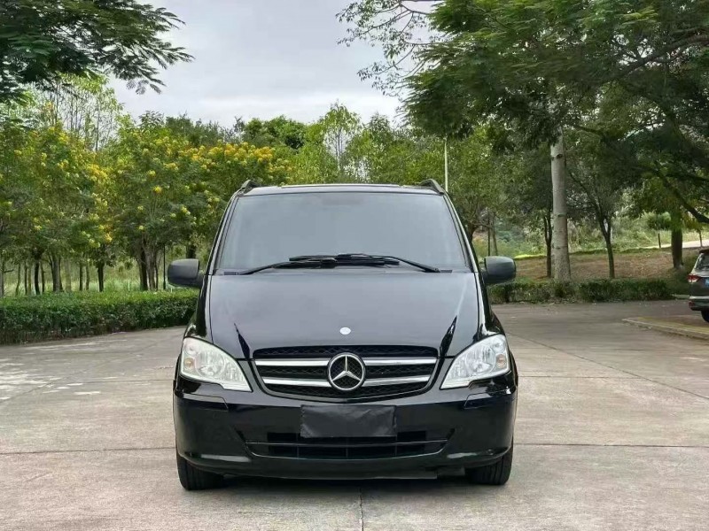 13年泉州奔驰威霆