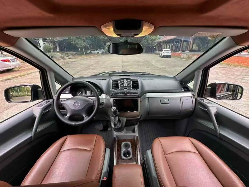 13年泉州奔驰威霆