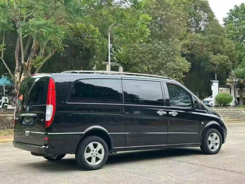 13年泉州奔驰威霆