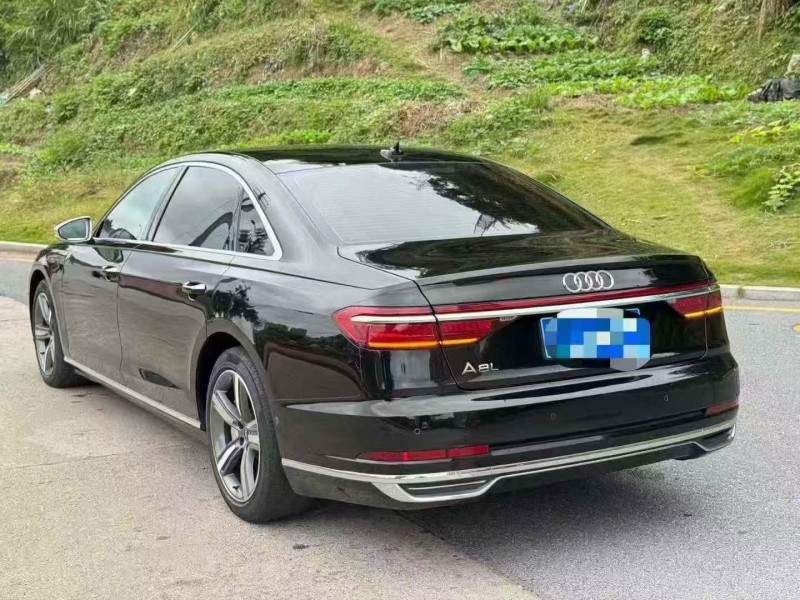 21年三明奥迪A8L