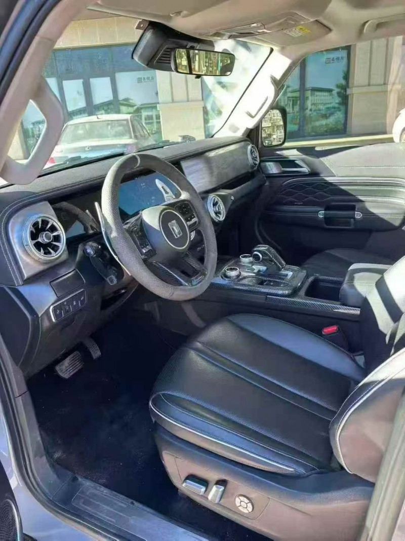 22年保定长城汽车坦克300