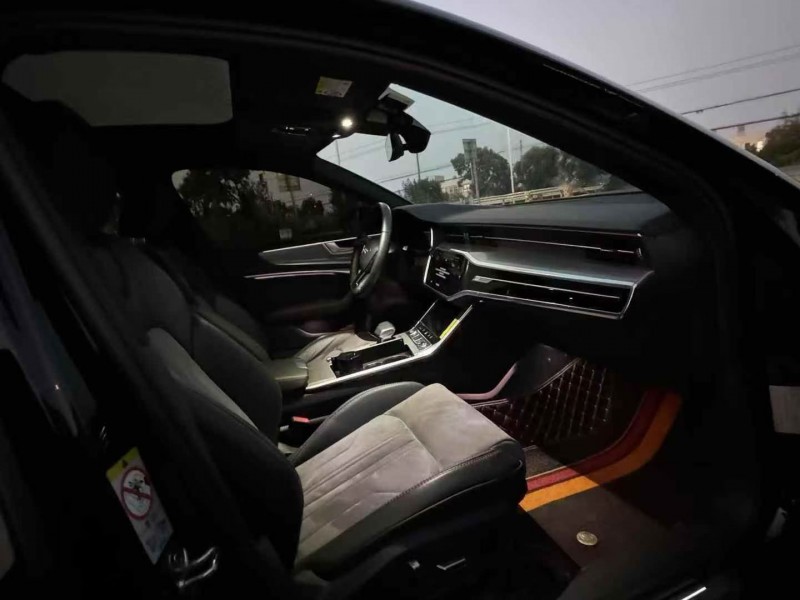 22年常州奥迪A6L