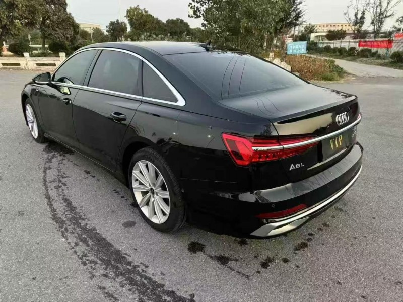 22年常州奥迪A6L