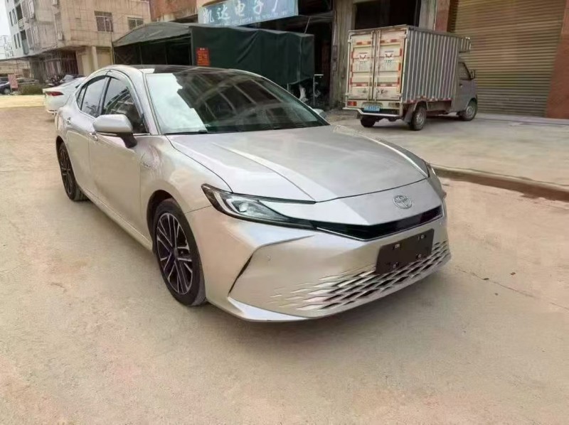 24年钦州丰田凯美瑞