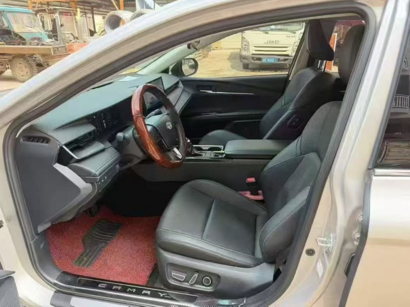 24年钦州丰田凯美瑞