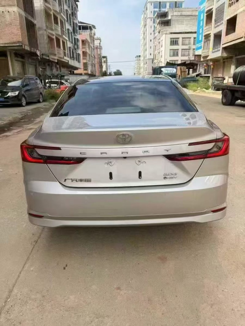 24年钦州丰田凯美瑞