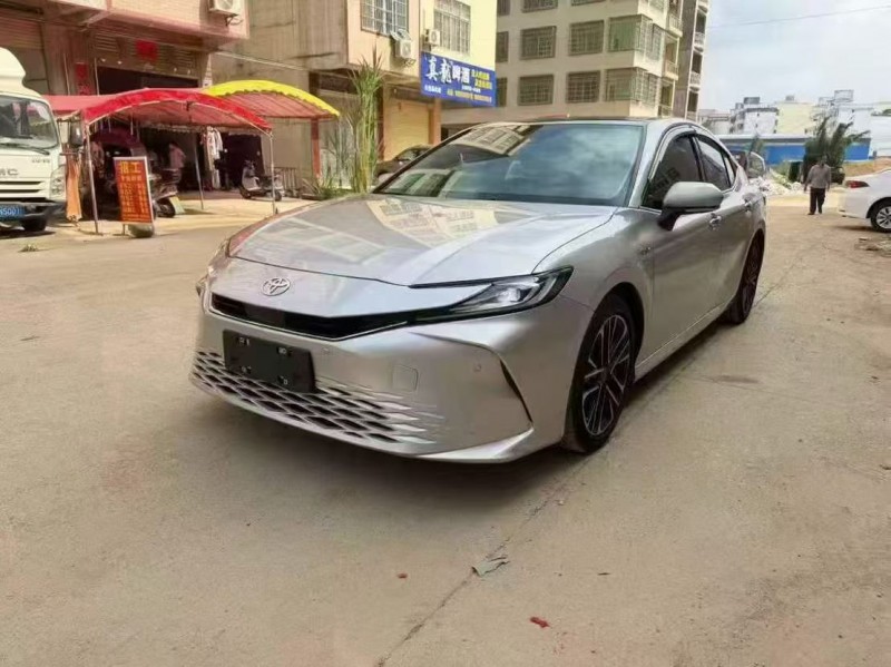 24年钦州丰田凯美瑞