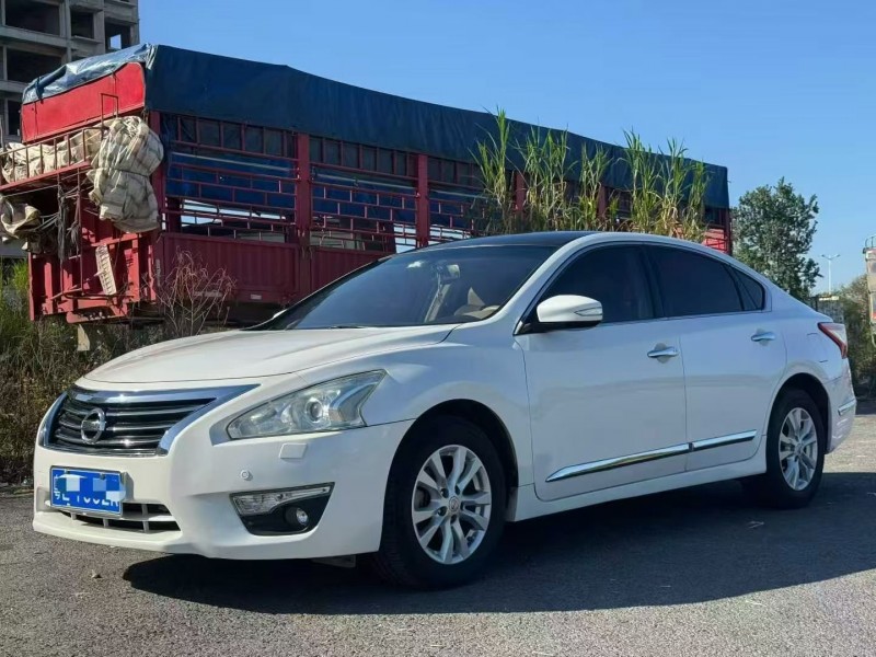 16年珠海日产天籁