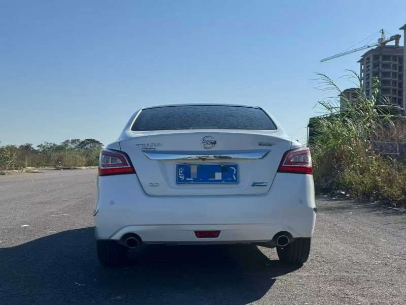 16年珠海日产天籁