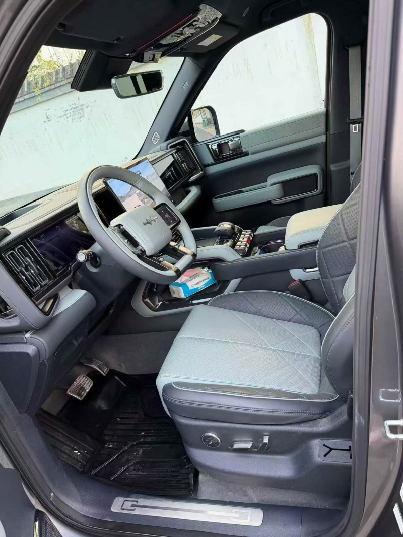 24年唐山比亚迪方程豹