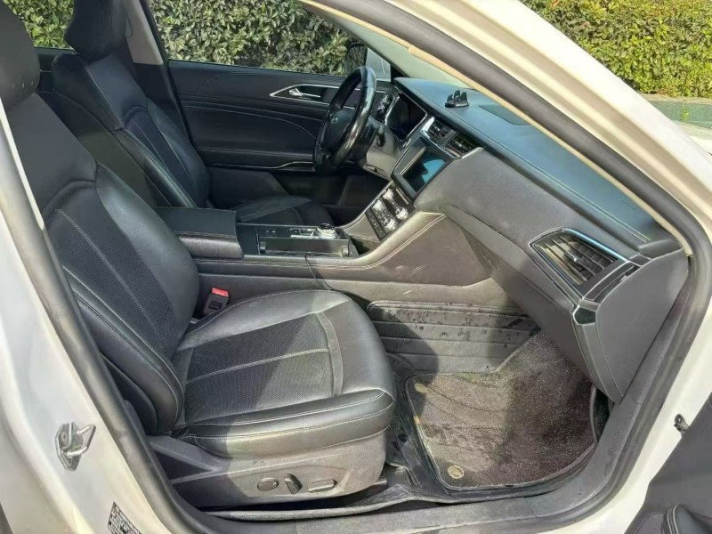 17年平顶山福特金牛座