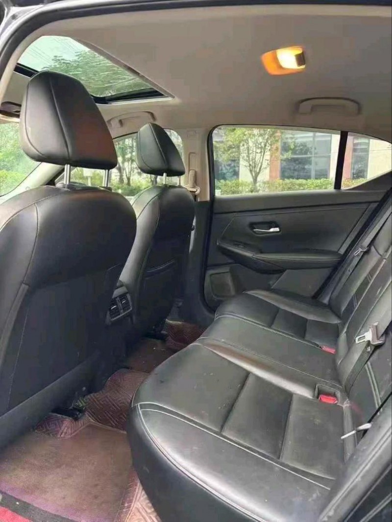 20年广州日产轩逸