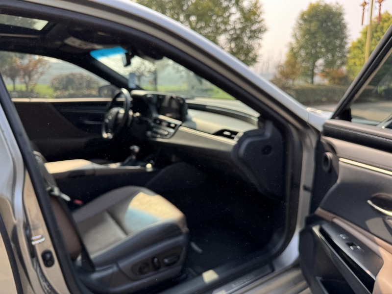 24年盐城雷克萨斯ES