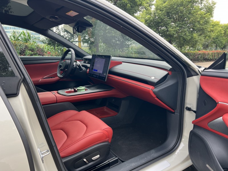 25年盐城小米SU7