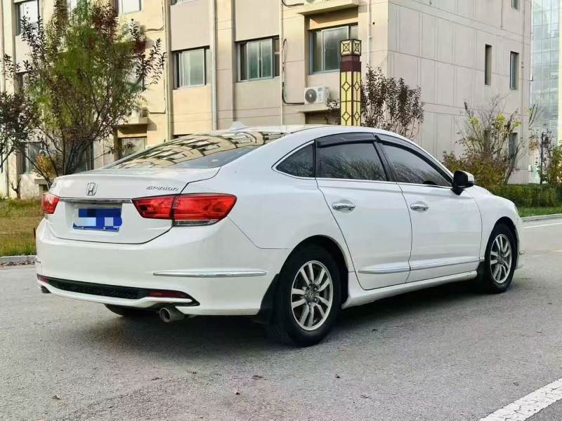 17年东营本田思铂睿