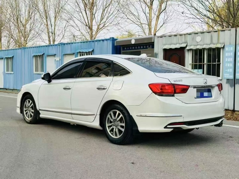 17年东营本田思铂睿