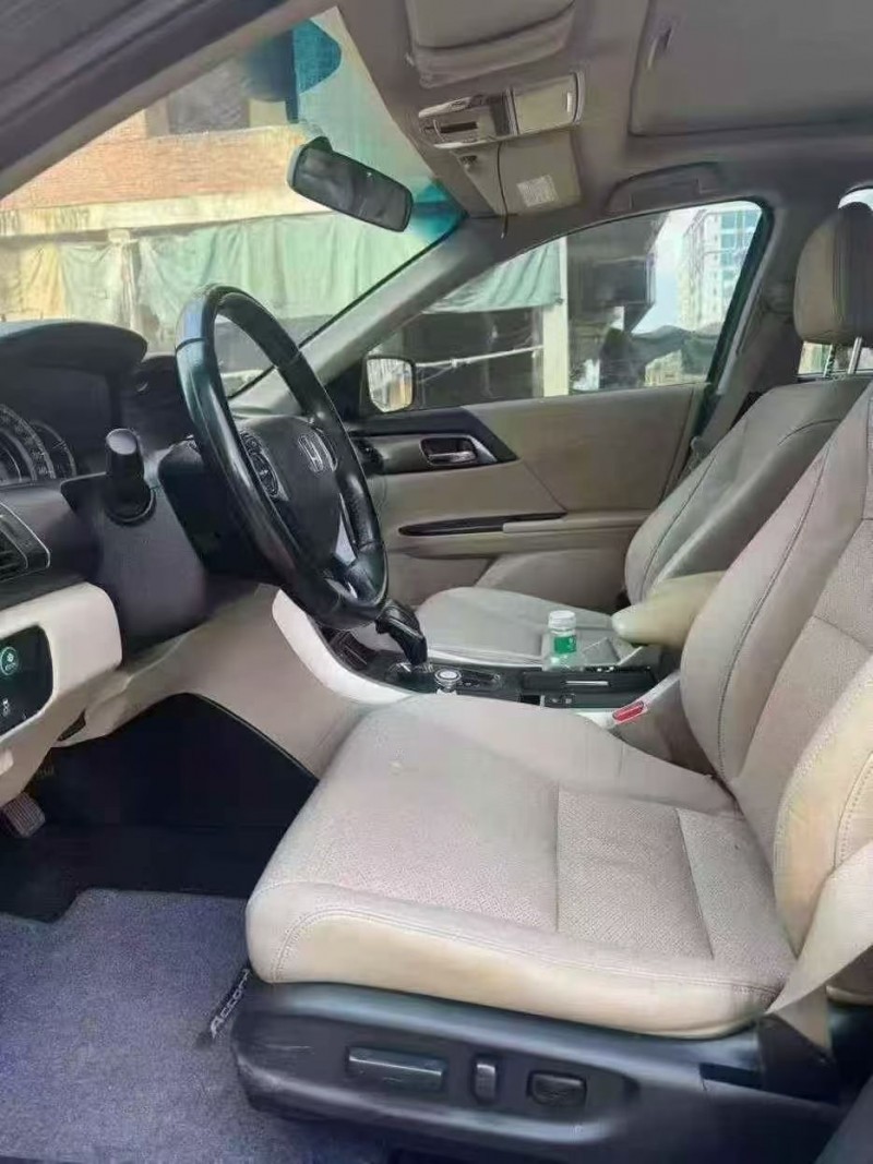 15年桂林本田雅阁