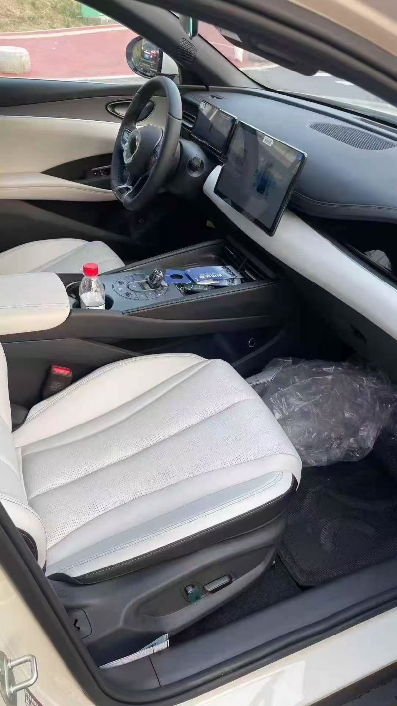 25年青岛比亚迪海豹