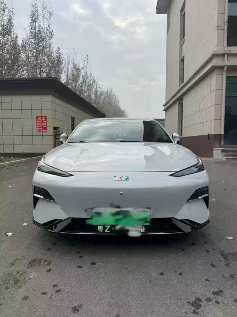 25年青岛吉利银河