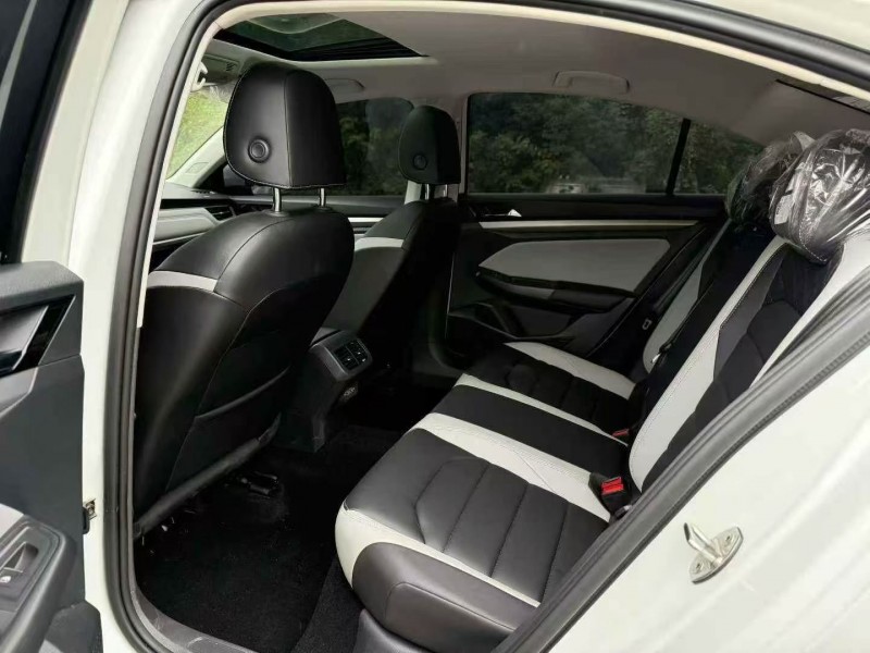 25年衡阳大众宝来